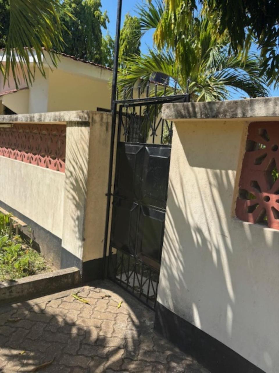 Mei Place Apartments Mombasa Exterior photo